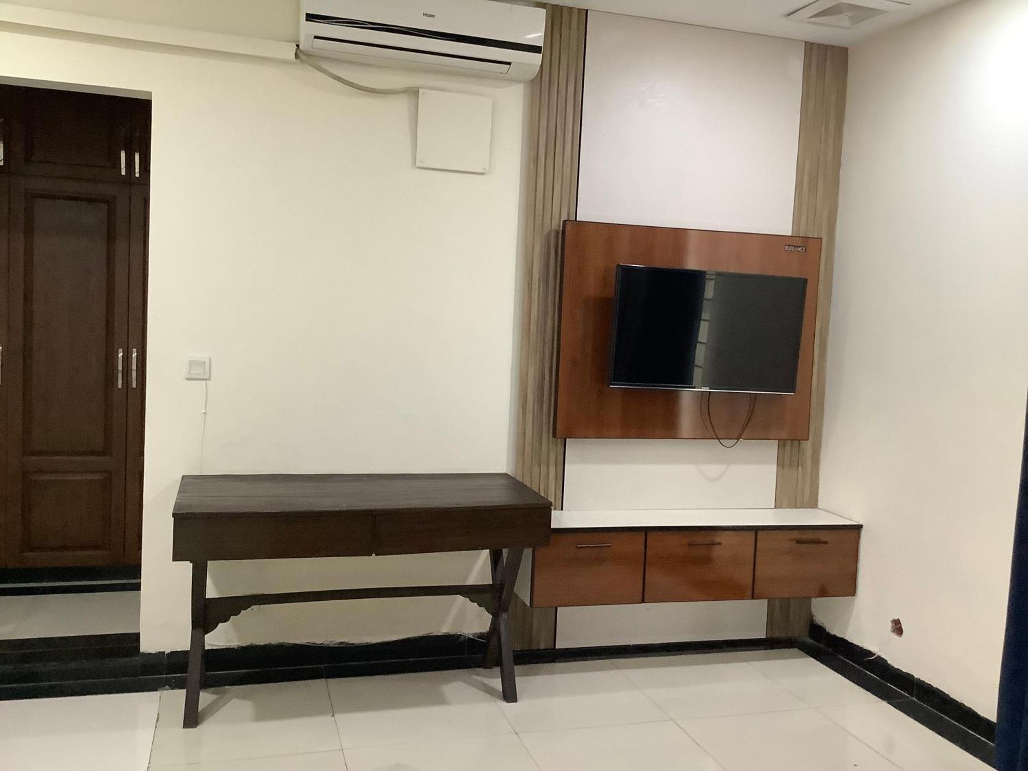 Rose Valet Guest House Islamabad Bagian luar foto