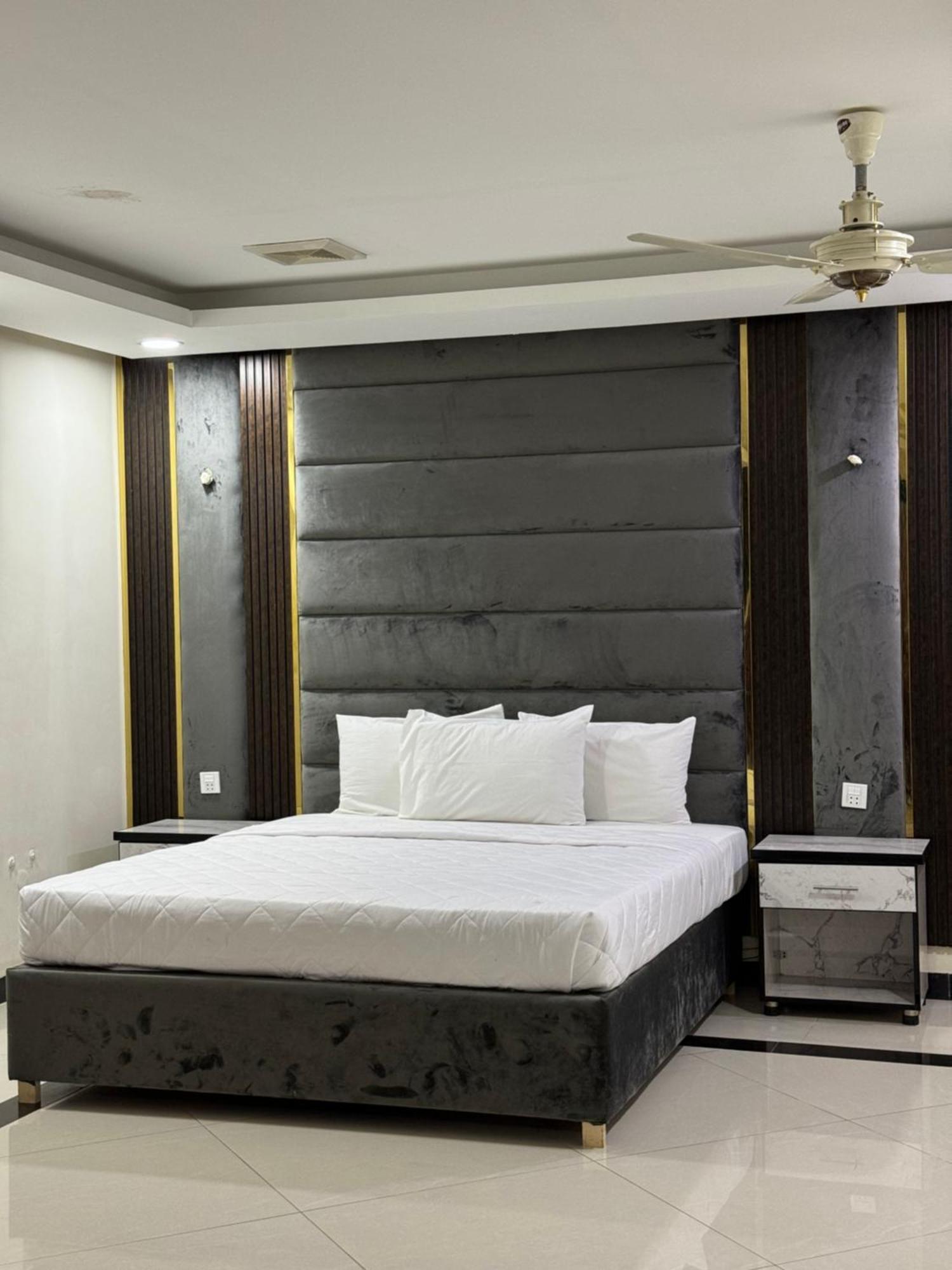 Rose Valet Guest House Islamabad Bagian luar foto
